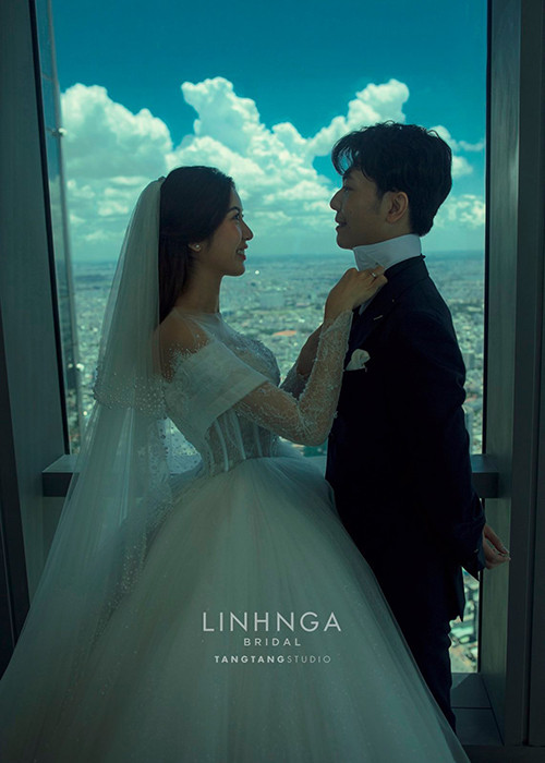 "Mây" mang ý nghĩa tên của Thúy Vân còn "Mặt trời" là hình ảnh tượng trưng tên của Nhật Vũ. Ảnh: Kul