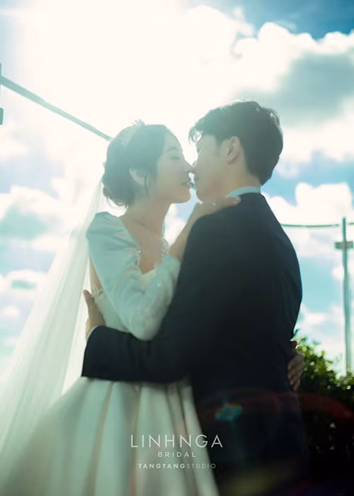 Cặp đôi hẹn hò được 2 năm nhưng mãi đến đầu năm nay mới công khai chuyện tình cảm. Ảnh: Ngôi sao