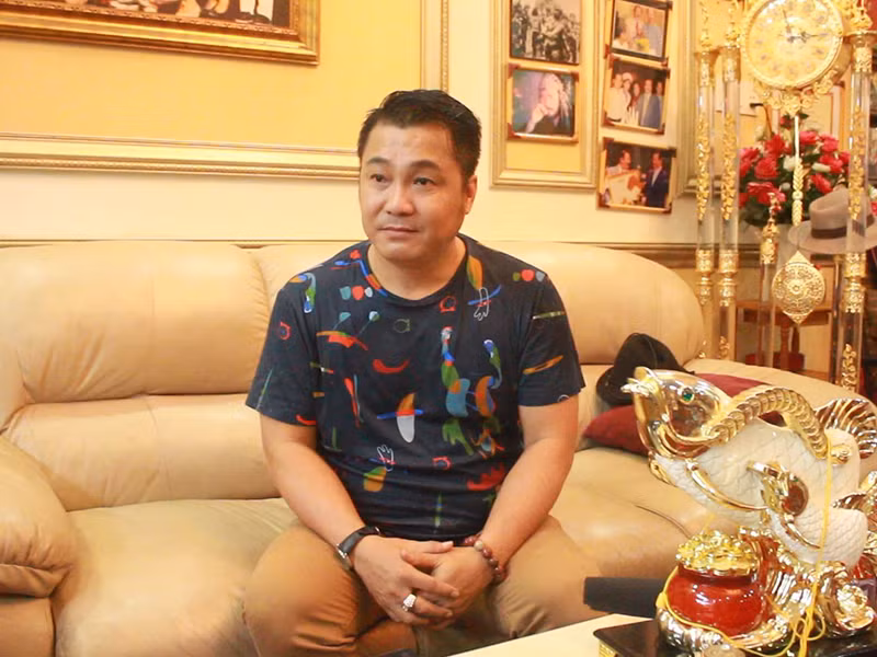 Ở tuổi 51, Lý Hùng độc thân. Ảnh: Dân Việt