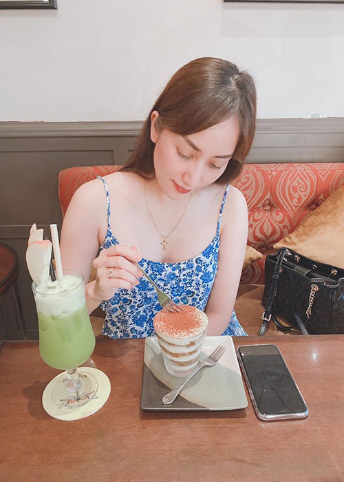 Nhan sắc đời thường hút hồn của nữ hoàng dancesport.