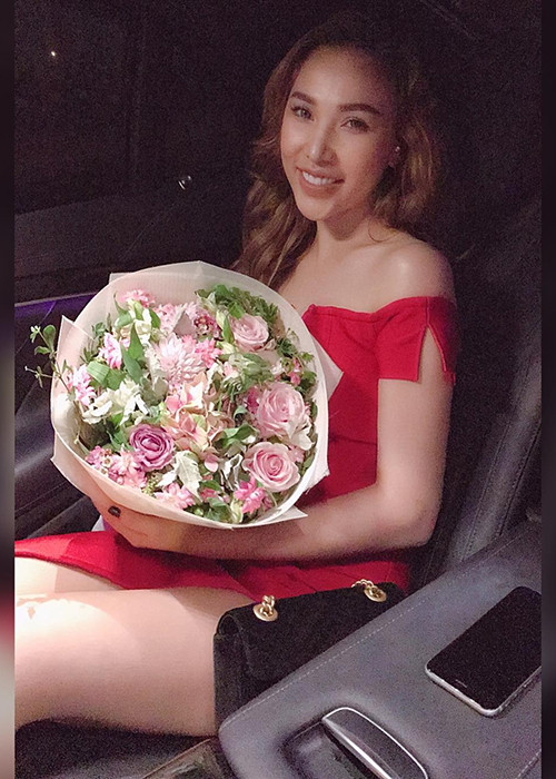 Quỳnh Thư chọn cách giấu mặt người yêu sau 2 cuộc tình công khai nhưng đều tan vỡ.