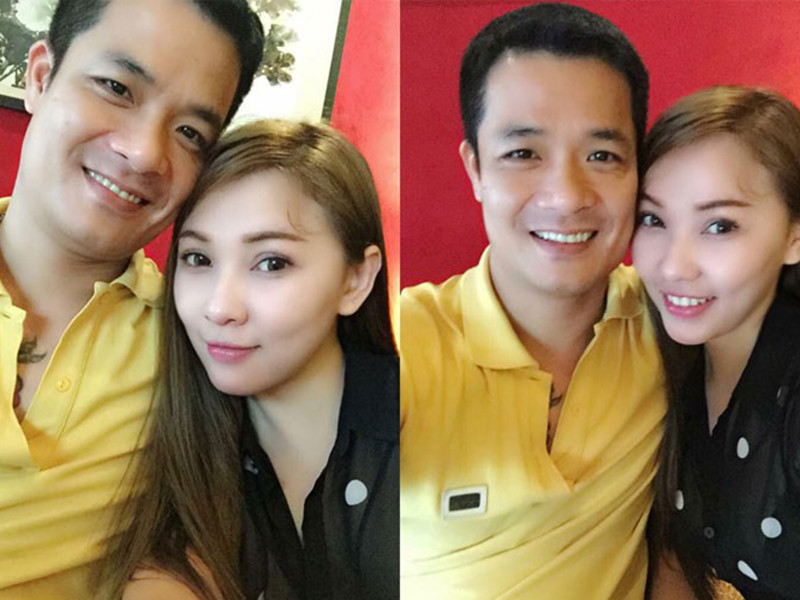 Cặp uyên ương thường xuyên đi du lịch, diện áo đôi tình tứ chụp ảnh bên nhau.