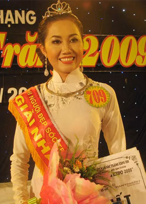 Mỹ Xuân dính vết nhơ khó gột khi điều hành đường dây bán dâm. Cô bị tuyên án 2 năm 6 tháng tù. Sau đó, nhờ cải tạo tốt, Mỹ Xuân được trả tự do trước thời hạn. Ảnh: Thời đại plus