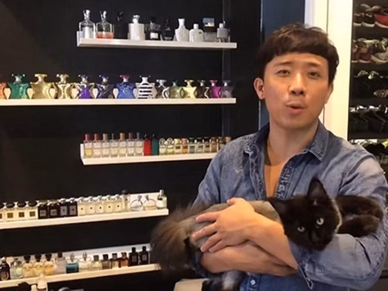 Trấn Thành "nghiện" nước hoa đến mức từng bỏ ra 40 triệu đồng hay 75 triệu đồng chỉ để sở hữu một chai nước hoa.