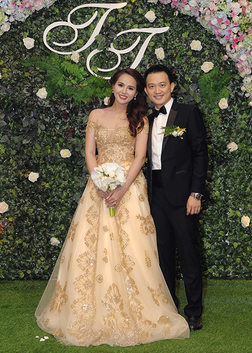  Lại Hương Thảo kết hôn với doanh nhân Nguyễn Anh Tuấn vào năm 2016. Anh từng tốt nghiệp thạc sĩ tại Anh, có nhiều năm làm việc tại các ngân hàng nước ngoài và thành lập công ty riêng khi về nước.