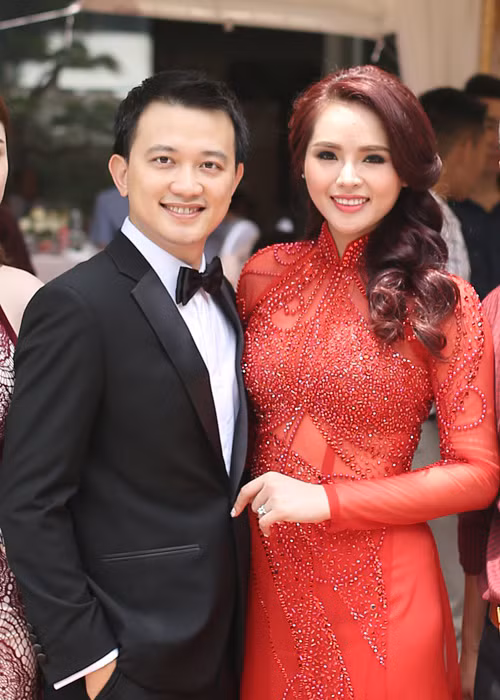 Thông tin Lại Hương Thảo khởi kiện chồng cũ về quyền nuôi con và thực hiện nghĩa vụ cấp dưỡng cho con đang nhận được sự chú ý của dư luận. Ảnh: Zing