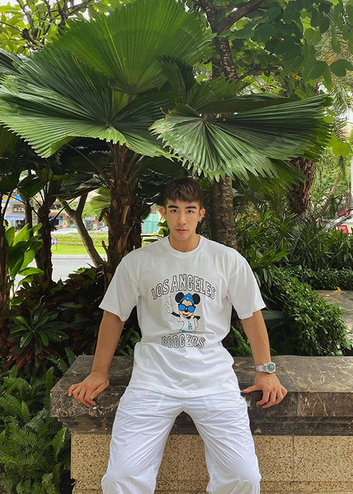 Nhiều người bất ngờ khi hot boy này chính là người cầm đầu đường dây bán dâm hàng chục nghìn đô có các hoa hậu, người mẫu.