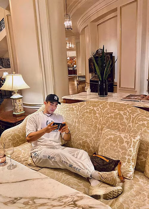 Lục Triều Vỹ khoe cuộc sống sang chảnh trước khi bị bắt giữ.