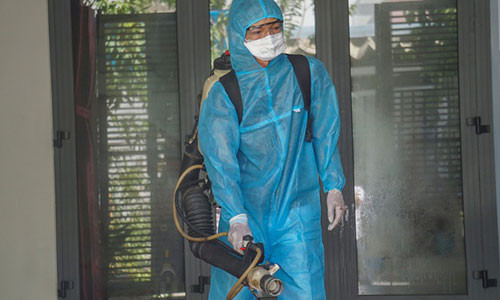 Lanh dao Da Nang tran an nguoi dan, du khach