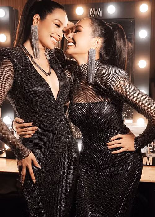 Ngoài 20 tuổi, khi đang ở thời kỳ đỉnh cao của sự nghiệp, cả hai cùng nhau thành lập công ty đào tạo và quản lý người mẫu.