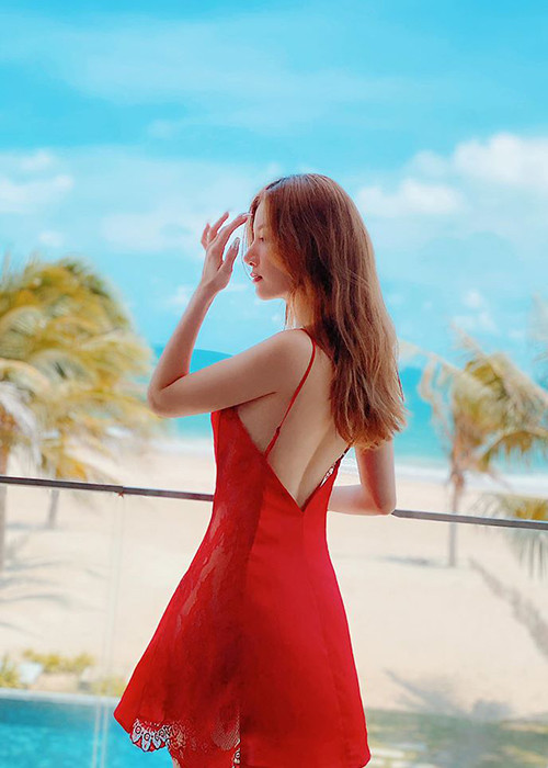 Ở tuổi 30, học trò của Tuấn Hưng được khen ngợi vì vẻ trẻ trung.