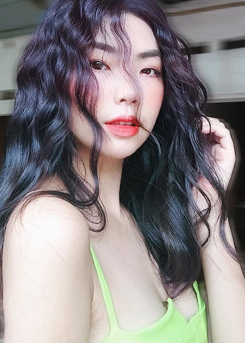 Vẻ gợi cảm của Minh Phương nhận được lời khen ngợi từ cư dân mạng.