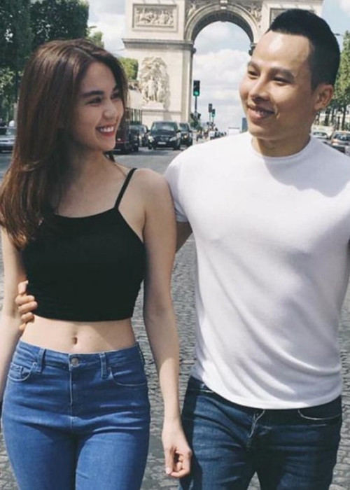 "Trinh có thể hy sinh tất cả cho tôi và ngược lại. Đó là một tình cảm, một điều gì đó không thể thiếu trong cuộc sống của tôi", ông bầu nói. Ảnh: Người đưa tin