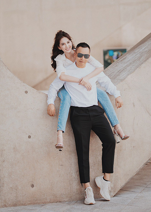 Ngọc Trinh khẳng định cô và Vũ Khắc Tiệp không yêu nhau, tình cảm giữa hai người chỉ là anh em.