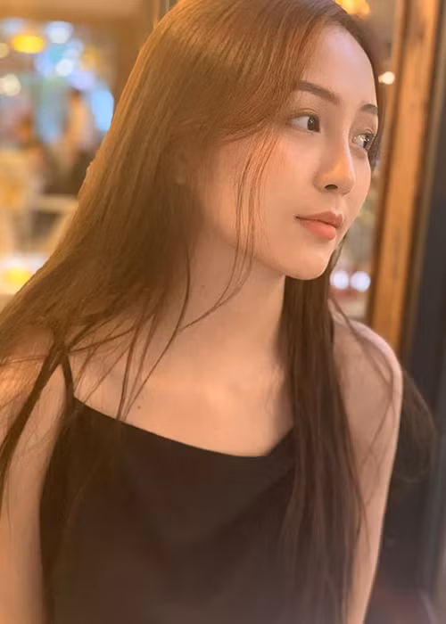 Sau 3 năm đăng quang, Hoa khôi Hải Yến đẹp mặn mà hơn.