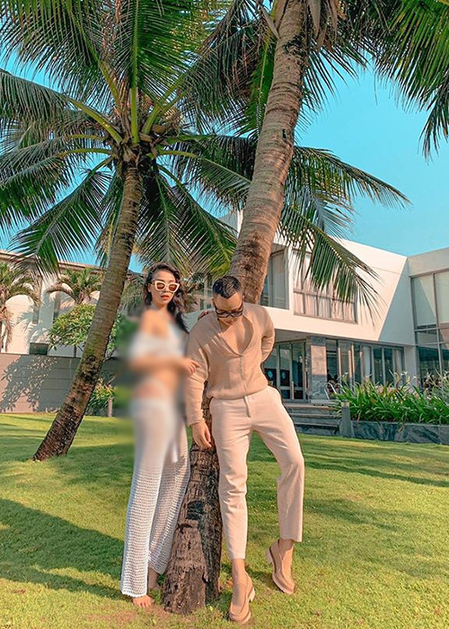 Chuyến đi Đà Nẵng của Khắc Tiệp có sự góp mặt của 2 chân dài Quỳnh Thư (trong ảnh) và Hà Vi Vi.