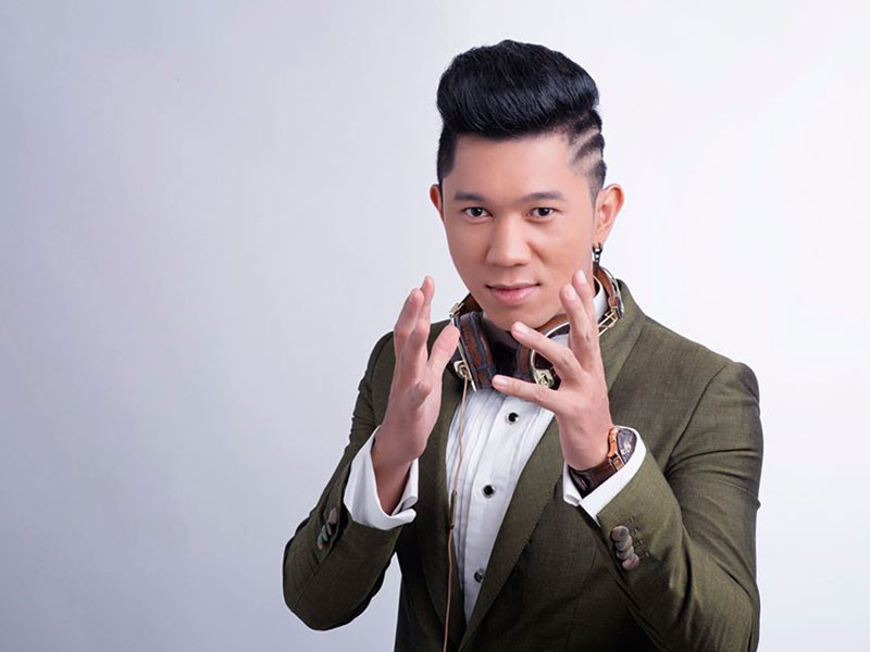 Một số bản hit do anh viết cho các ca sĩ khác gồm “Nắng sân trường” (Đan Trường), “Với anh em vẫn là cô bé” (Hồ Quỳnh Hương), “Dịu dàng đến từng phút giây” (Quang Vinh).