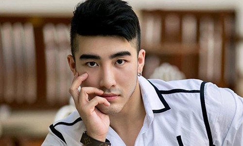 Luc Trieu Vy lo tin nhan tim kiem nguoi mau, hoa hau ban dam