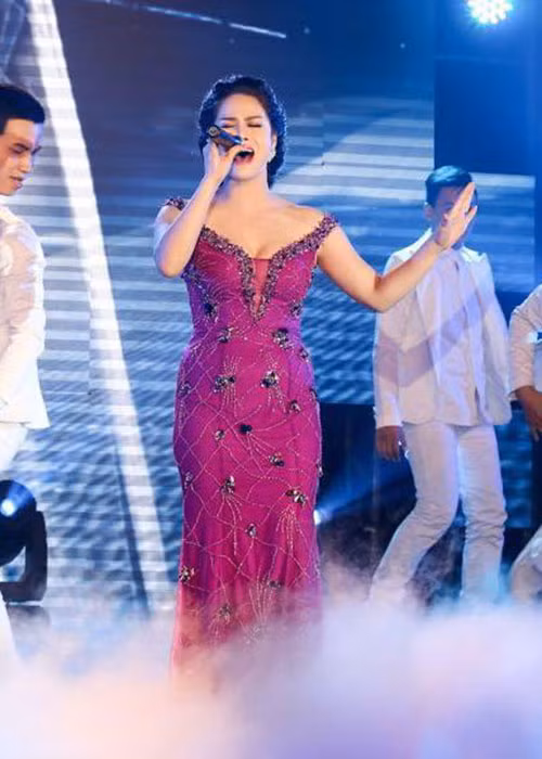 Nữ ca sĩ gốc Thanh Hóa từng rất đắt show.