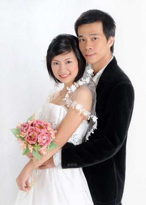 Tường Văn có nhiều ca khúc nổi tiếng như: “Đêm lao xao”, “Tự khúc mùa đông”, “Giấc mơ tình yêu”, “Rồi mai thức giấc”, “Tiếng gió xôn xao”, “Mùa đông xa vắng”.