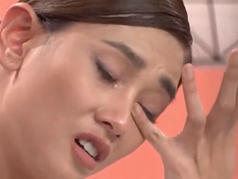  Võ Hoàng Yến đã trải qua không ít mối tình, trong đó cuộc tình với người đã có gia đình. Chân dài tâm sự, người đàn ông cô đã yêu nói dối vợ chồng ly thân khiến cô tin đó là sự thật. Ảnh: Zing