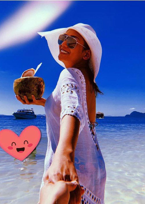 Hiện tại, vì COVID-19, đôi uyên ương không thể gặp nhau.