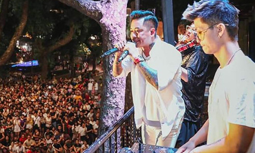 Tuan Hung tuyen bo sap giai nghe, ly do gay bat ngo