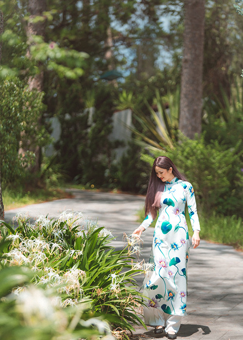 Cao Thùy Dương rời bỏ showbiz cuối năm 2014. Đầu năm 2020, cô mới tái xuất trong vai trò người mẫu.