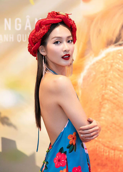 Nữ diễn viên sở hữu vòng eo con kiến nhưng vòng một khá khiêm tốn.