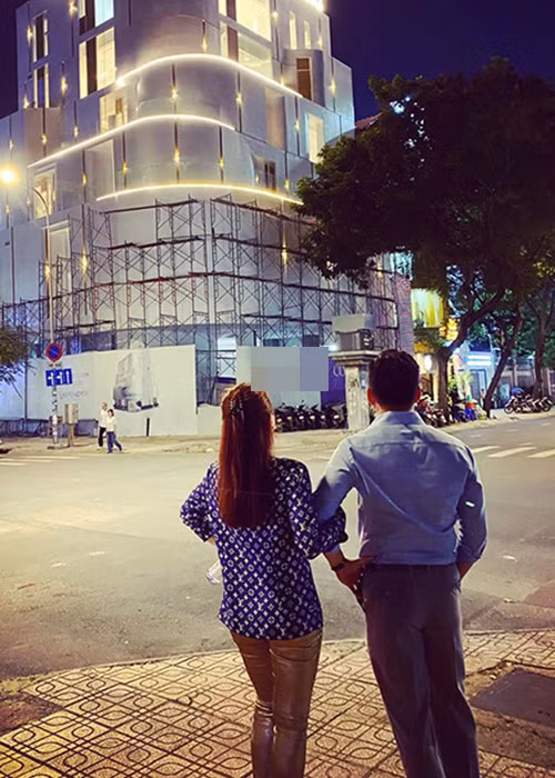 Mối quan hệ của cặp đôi với gia đình hai bên khá tốt đẹp.