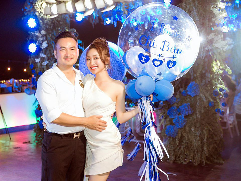 Lý Thùy Chang tự tay tổ chức tiệc sinh nhật cho Chi Bảo.