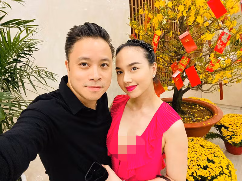 Victor Vũ hết mực chiều chuộng Đinh Ngọc Diệp.