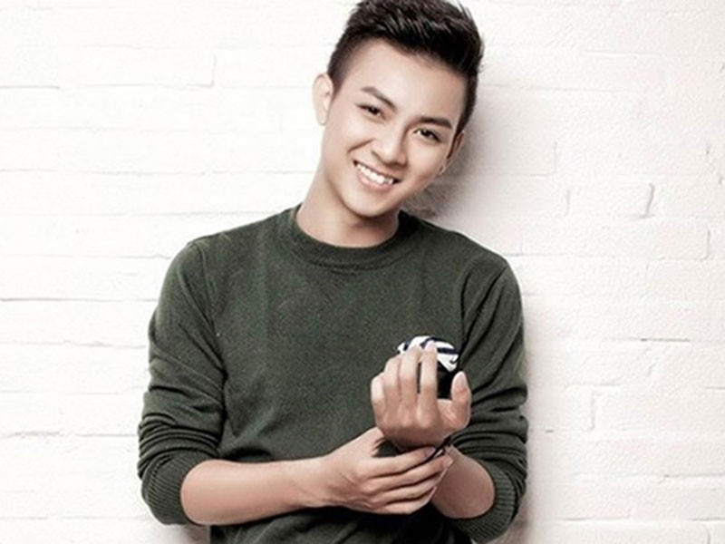 Ngoài ra, Hoài Lâm còn có khả năng sáng tác nhạc. Anh đã ra mắt ca khúc “Có khi” do chính mình sáng tác. Bên cạnh đó, anh còn thử sức ở vai trò đạo diễn trong MV “Làm cha - Quay về”. Ngoài ra, Hoài Lâm cũng lấn sân sang lĩnh vực điện ảnh. Ảnh: Lao động