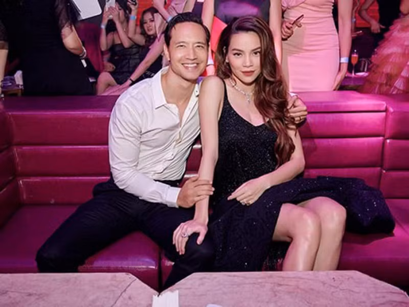 Kim Ly xoa bung bau cua Ho Ngoc Ha tai su kien