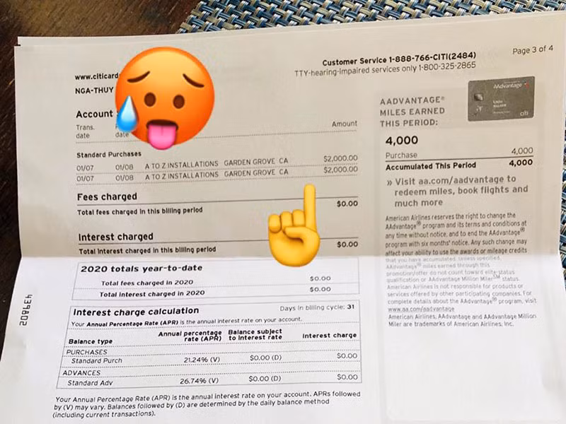 Thúy Nga báo ngân hàng và cảnh sát về việc bị trộm nên số tiền trong thẻ bị mất được ngân hàng hoàn trả lại.