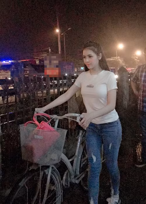 Thư Dung còn khoe những chuyến từ thiện sau ồn ào.