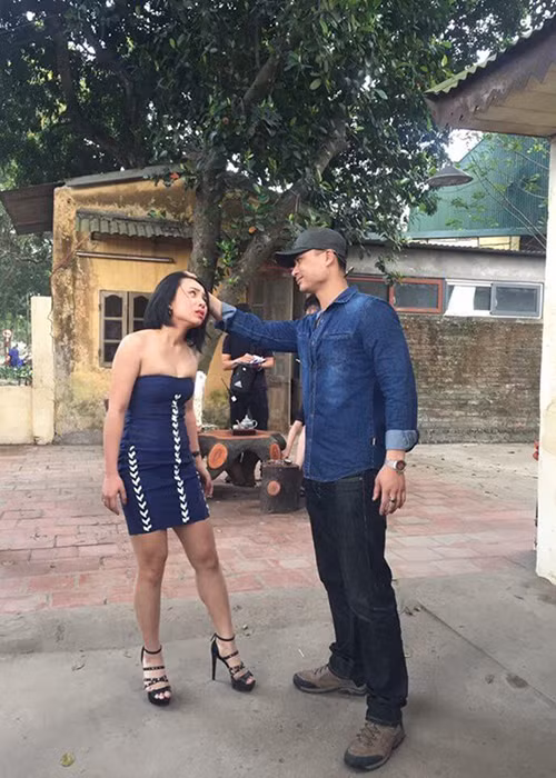 Trước "Lựa chọn số phận", Liên Tít từng đóng "Quỳnh búp bê", “Những cô gái trong thành phố”, "Nhà trọ Balanha".