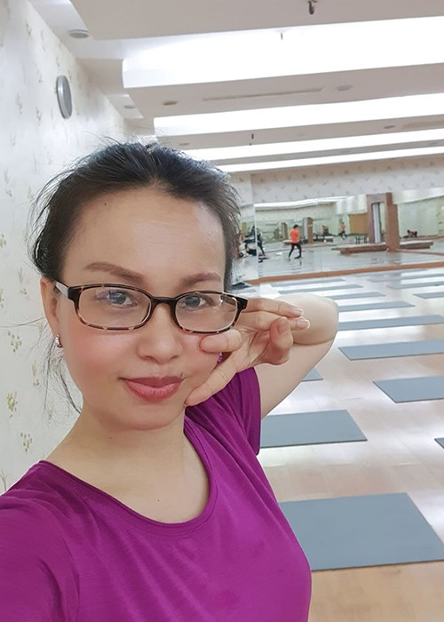 Theo Hoài Linh, ngoài sống giản dị, Cẩm Ly không bao giờ dùng scandal để tạo tên tuổi, cũng chẳng cần nịnh nọt, se sua ai.