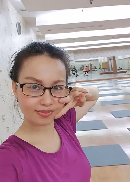 Theo Hoài Linh, ngoài sống giản dị, Cẩm Ly không bao giờ dùng scandal để tạo tên tuổi, cũng chẳng cần nịnh nọt, se sua ai.