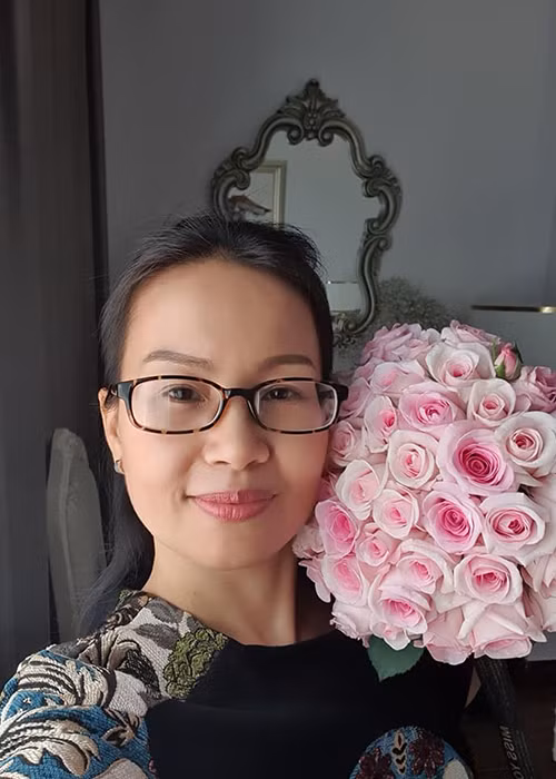 Gần đây, Cẩm Ly thừa nhận quê mùa, đến cả mạng xã hội cũng không biết dùng nhiều.