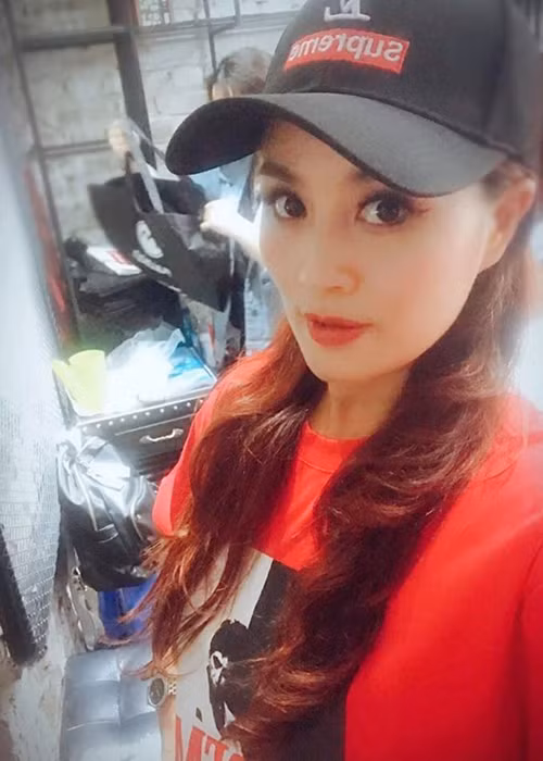 Nữ diễn viên nhận mình vô tâm không để ý đến cảm xúc của chồng vì muốn dành thời gian cho công việc nhiều hơn, vậy nên cả hai lạc mất cảm xúc dành cho nhau.