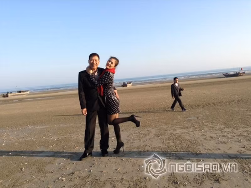 Sau khi chia tay Tùng Dương, Hoa Thúy kết hôn với một doanh nhân Việt kiều hơn 18 tuổi. Ảnh: Ngôi sao