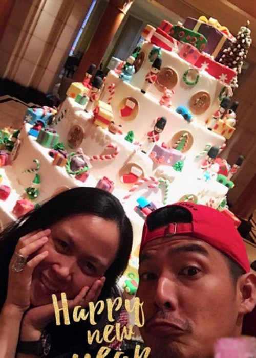 Khi mới công khai hẹn hò, Quách Ngọc Ngoan thường xuyên làm thơ tặng Phượng Chanel.