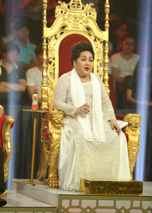 NSND Ngọc Giàu và người chồng đầu tiên có với nhau một người con gái tên Ngọc Hân. Không may, Ngọc Hân bị ung thư máu rồi qua đời khi còn nhỏ. Ảnh: Petrotimes