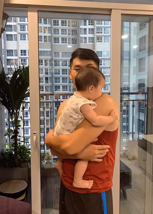 Trung Kiên và Lê Phương hiện tại có một cô con gái chung tên Bông.