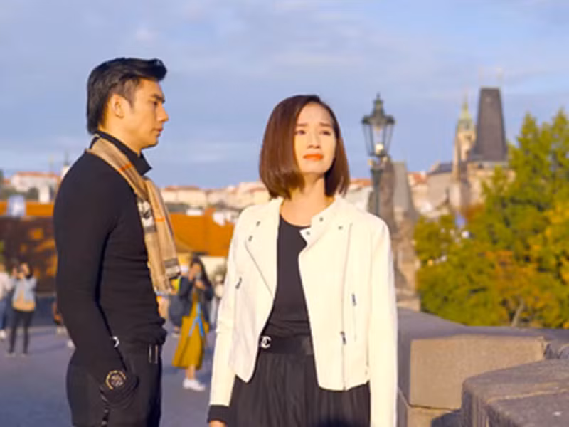 Ban đầu khán giả ghét Tuệ Lâm vì cô gái này mưu mô thủ đoạn nhưng dần chuyển sang thương cảm bởi nhân vật đau khổ khi yêu đơn phương nhiều năm. Ảnh: Gia đình xã hội