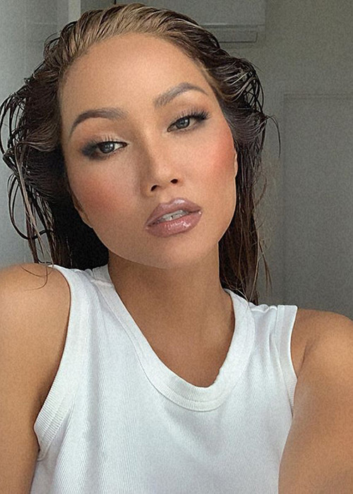 Soi nhan sắc H’hen Niê bị antifan chê già, “nhìn dơ dơ“ Soi nhan sac H’hen Nie bi antifan che gia, “nhin do do“