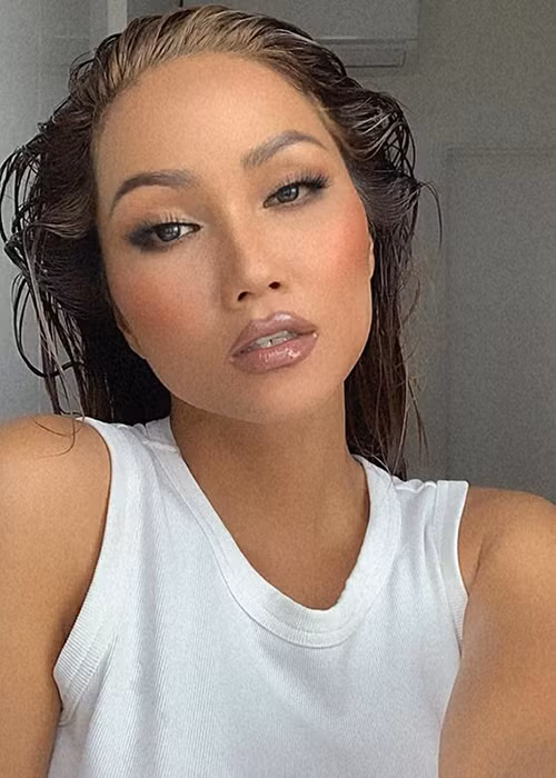 Soi nhan sắc H’hen Niê bị antifan chê già, “nhìn dơ dơ“ Soi nhan sac H’hen Nie bi antifan che gia, “nhin do do“