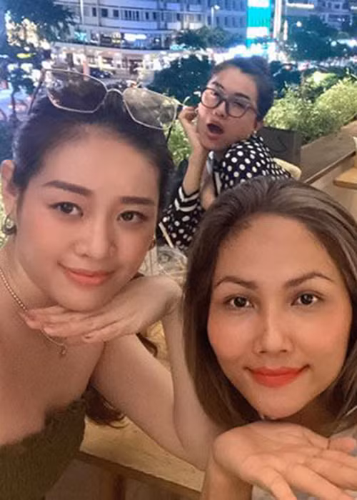 Top 5 Hoa hậu Hoàn vũ Thế giới 2018 không giữ được gương mặt mộc săn chắc, tươi tắn.