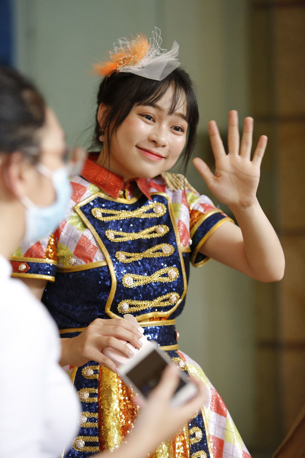 Thông tin nhanh chóng sự chú ý và nhận được ý kiến trái chiều từ phía người hâm mộ. Phần lớn ý kiến khán giả cho rằng công ty quản lý nên nêu cụ thể lý do Lệ Trang bị đình chỉ hoạt động thay vì thông báo một cách chung chung, lấp lửng. Bên cạnh đó, 10X còn là một trong những thành viên đông fan nhất nhóm khiến sự việc càng trở nên ồn ào. Ảnh: Thanh Lam, Myyuuwu Diary.